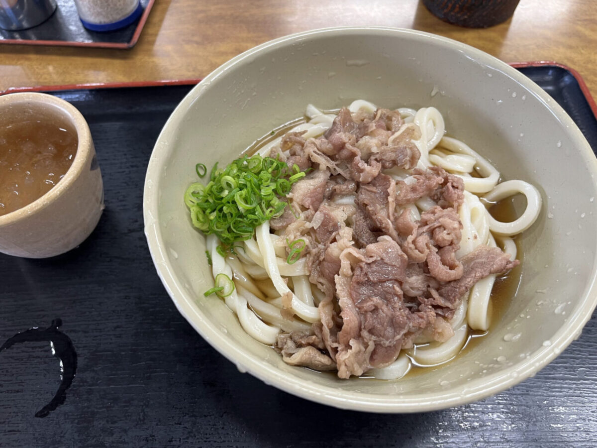 うどん 山下の肉うどんの写真