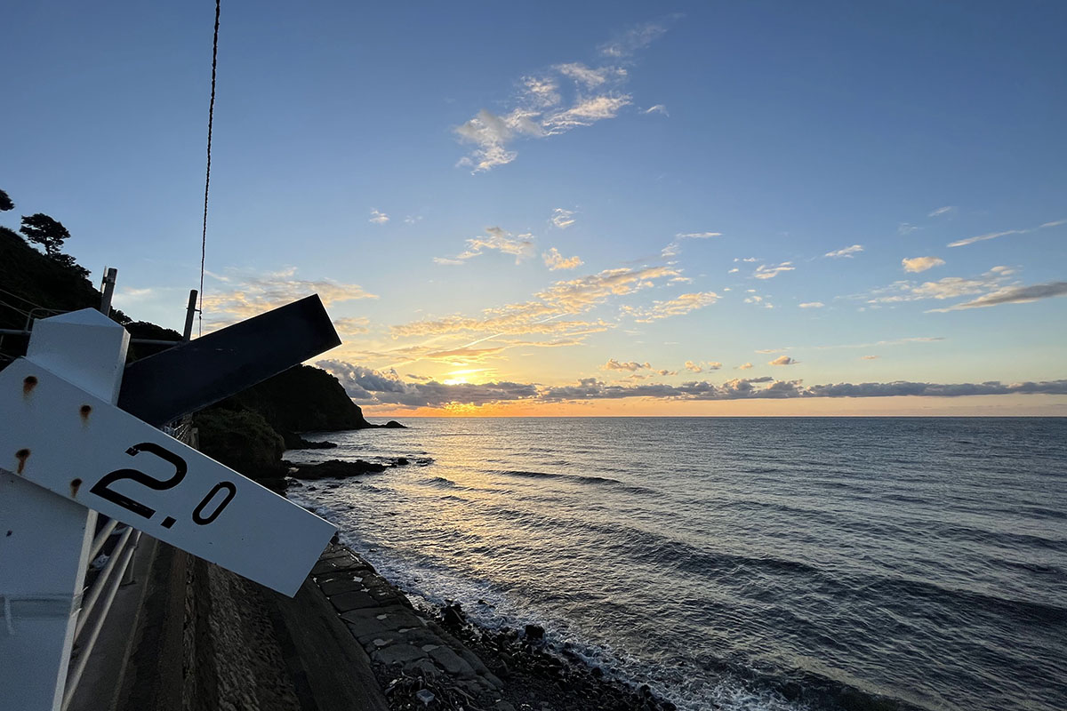 青海川駅の夕日