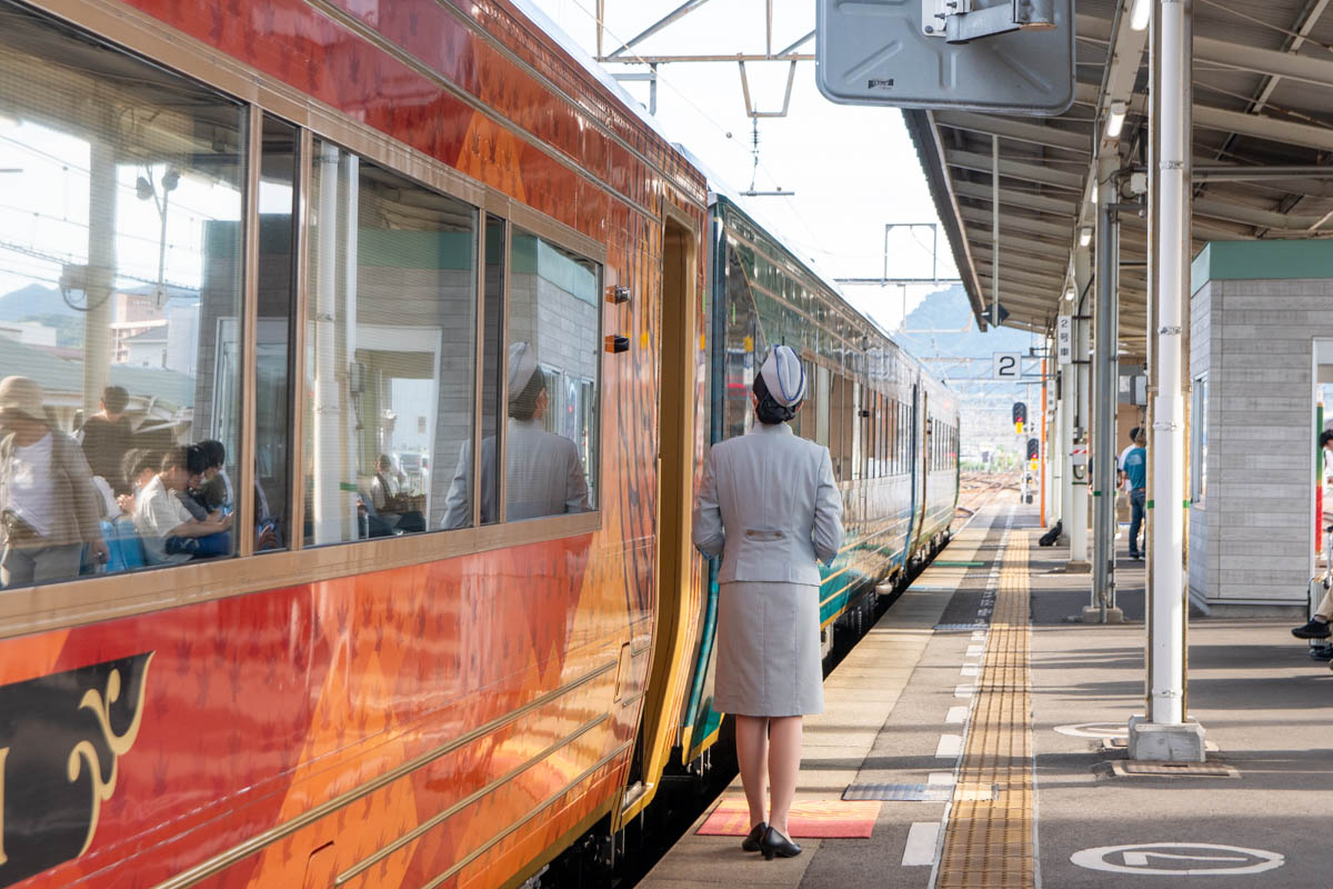 四国まんなか千年ものがたりの終着駅の風景