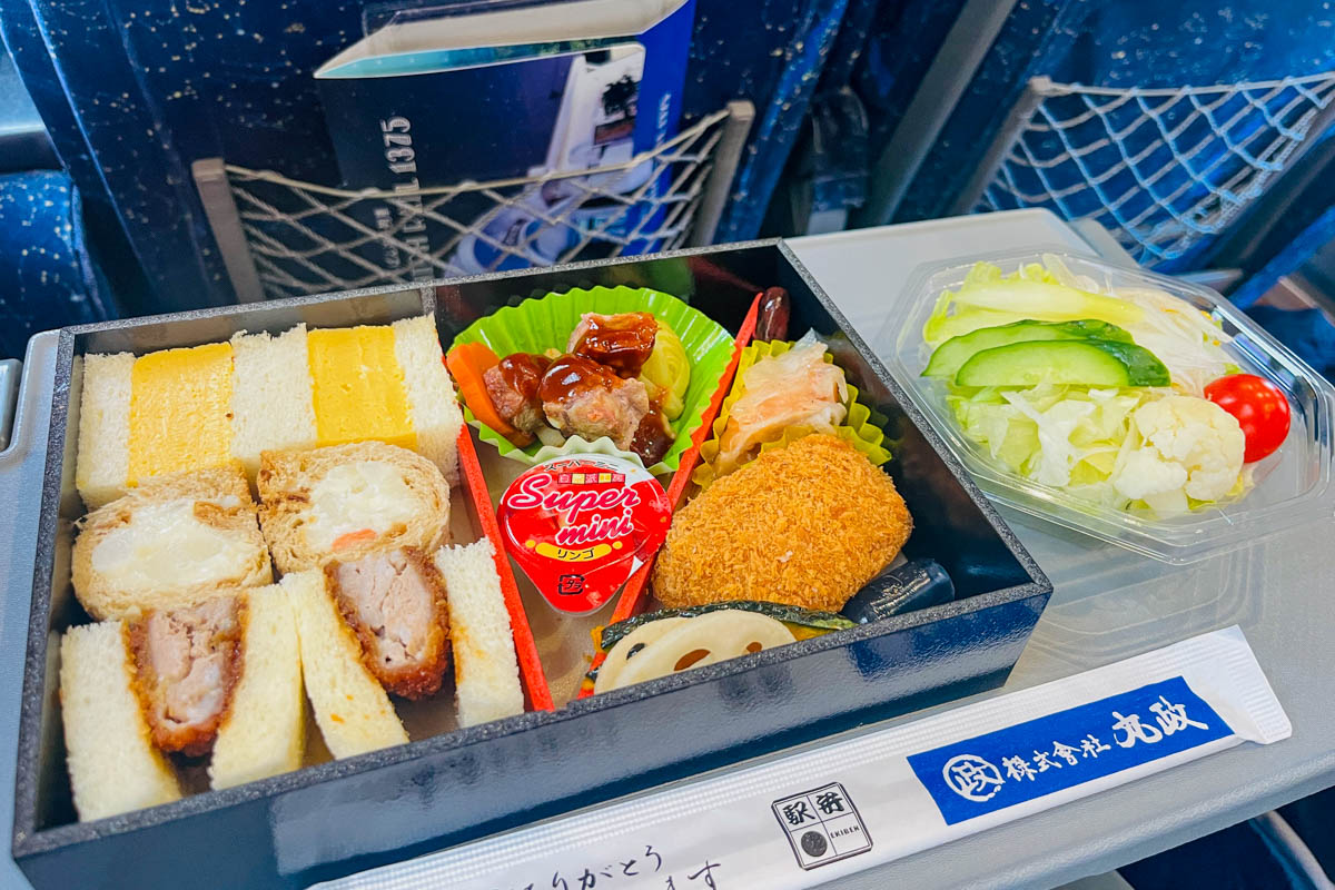 HIGH RAIL1号の特製弁当